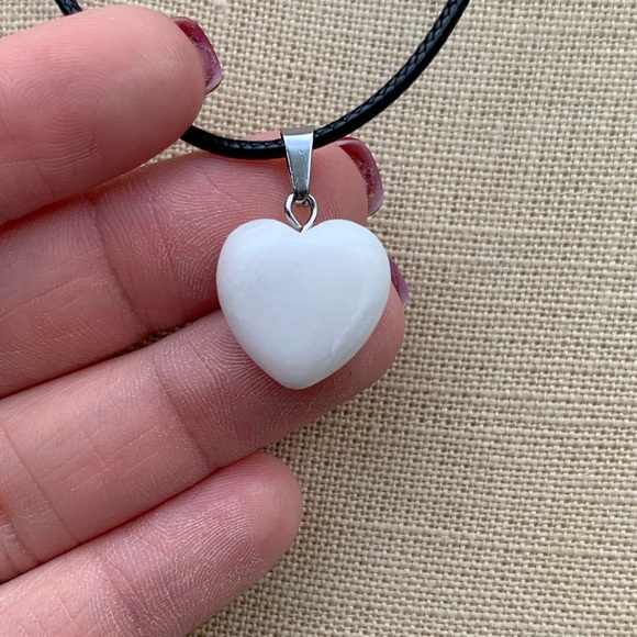 Handmade Genuine Stone Heart Amulet Necklace - Picture 2 of 8